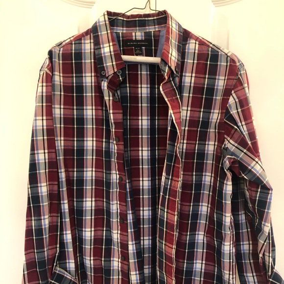 Banana Republic casual dress shirt. - L 16 1/2 - Picture 1 of 2